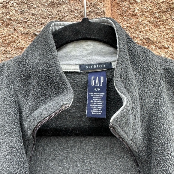 Gap vest - Picture 2 of 5